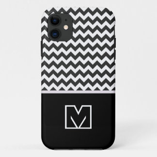 Coques Pour iPhone Chevron Zigzag noir et blanc. Monogramme personnal