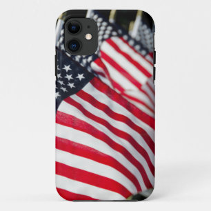 Coques Pour iPhone Cimetière militaire historique avec des drapeaux