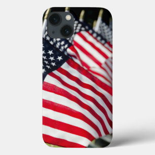 iPhone 13 Case Cimetière militaire historique avec drapeaux améri