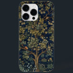 Coque Case-Mate iPhone Coque-coque iphone de l'arbre de vie<br><div class="desc">L'"Arbre de Vie" est l'une des oeuvres les plus connues de William Morris. Vous pouvez facilement voir son attention aux détails dans cette merveilleuse tapisserie, dont le sens symbolique, selon l'histoire biblique d'Adam et Eve, est la vie éternelle ou l'immortalité. William Morris (24 mars 1834 - 3 octobre 1896) était...</div>