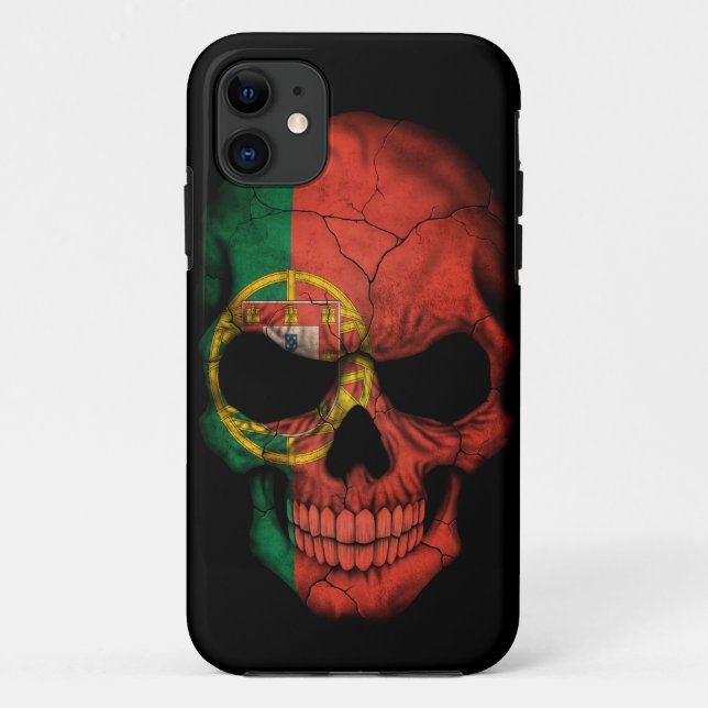 Coques Case-Mate iPhone Crâne portugais de drapeau sur le noir (Dos)