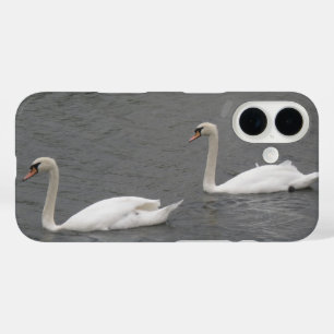 Coques iPhone 16 Cygnes sur la rivière