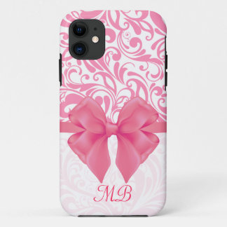 Coques Pour iPhone Damassé rose décorée d'un monogramme et ruban rose