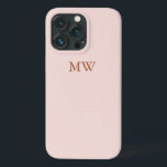Case-Mate iPhone Case Élégant monogramme initiales minimaliste rose pâle<br><div class="desc">Élégant nom personnalisé ou monogramme initiales rose vif couleur uni coque iphone féminin. Un design minimaliste,  simple,  moderne et élégant. Rose Dusty personnalisable texte serif sur un arrière - plan couleur uni rose vif.</div>