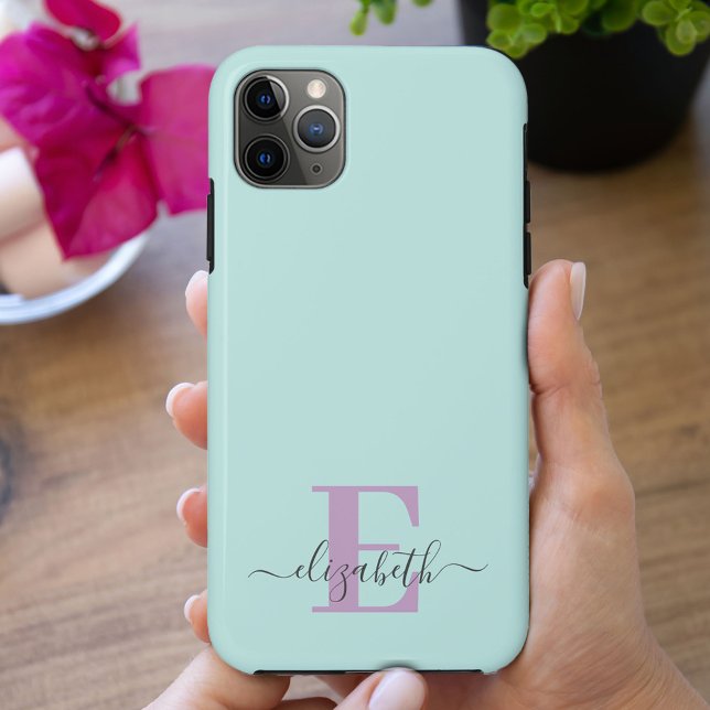 Coques Case-Mate iPhone Élégant monogramme script vert clair et lilas (Créateur téléchargé)