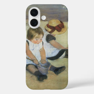 Coques iPhone 16 Enfants jouant sur la plage par Mary Cassatt