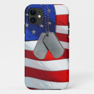 Coque iPhone 11 Étiquettes de chien sur le drapeau