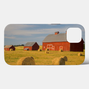 Case-Mate iPhone Case Farms   Red Barns Near Hay Bales