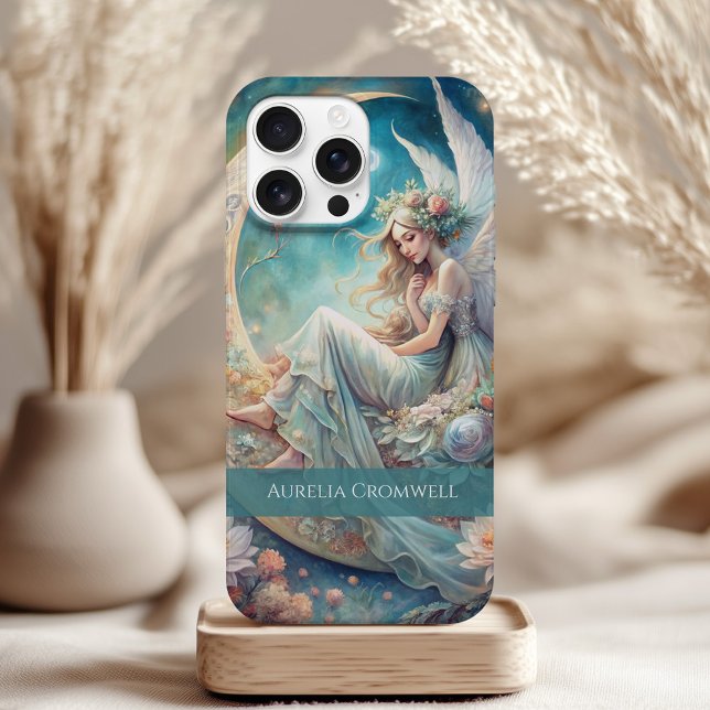 Coques Case-Mate iPhone Fée lune personnalisée Nom - Imaginaire Art célest (Custom Moon Fairy Name – Fantasy Celestial Art Case-Mate iPhone Case on a neutral boho table)
