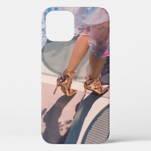 Case-Mate iPhone Case Femme en jupe et brin fleuris rose et vert blanc