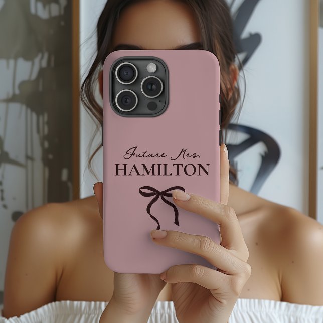 Coques Case-Mate iPhone Fête de Fiançailles | Étiquette Moderne Nom de la  (Future Mrs. Wedding Phone Case – Personalized Gift for Engagement, or Bridal Party)