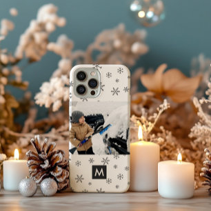 Coque iPhone 16 Pro Flocons de neige de Noël personnalisés avec photo