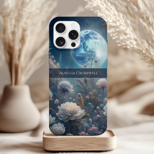 Coques Case-Mate iPhone Floral Moon Magic Design avec nom personnalisé (Floral Moon Magic Design withc Custom Name Case-Mate iPhone Case on a table with boho decor)