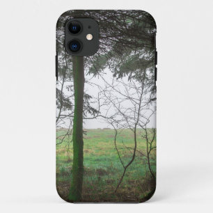Coque Case-Mate iPhone Forest overlooking clearing in the fog