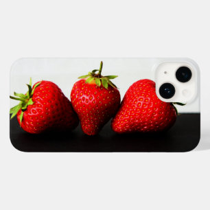 Coque Case-Mate iPhone Fraises Sur Blanc Sur Noir Iphcnm
