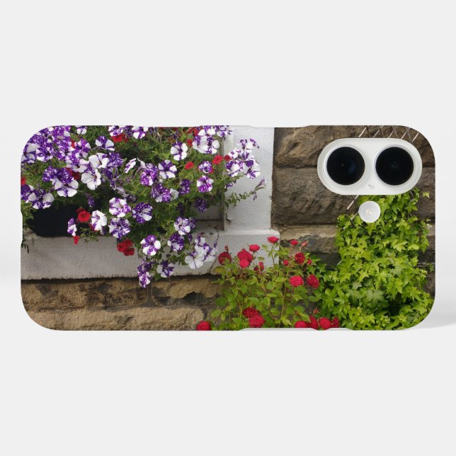 Coques Case-Mate iPhone Gîte écossais avec pétunias et rose (Verso (horizontal))