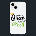 Coque Case-Mate iPhone Golf Queen Of The Green Funny Moderne Personnalisé<br><div class="desc">Ce design de golf moderne présente le texte "Reine du vert" dans la typographie amusante avec une couronne et balle de golf comme accents. Personnalisé avec votre nom en modifiant le texte dans la zone de texte fournie</div>