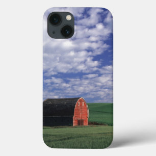 Case-Mate iPhone Case Grange rouge dans un champ de blé et d'orge à Whit