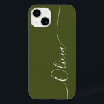 Coque Case-Mate iPhone Green White Elegant Calligraphie Nom du script<br><div class="desc">Green White Elegant Calligraphy Script personnalisé Nom personnalisé iPhone 14 Smart Phone Boîtes dispose d'un design moderne et tendance simple et élégant avec votre nom personnalisé dans élégante calligraphie manuscrite typographie de script sur un arrière - plan vert. Conçu par ©Evco Studio www.zazzle.com/store/evcostudio</div>