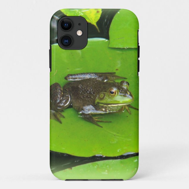 Coques Case-Mate iPhone Grenouille taureau sur Lilypads (Dos)