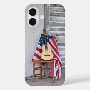 Coque Pour iPhone 16 Guitare sur un drapeau américain