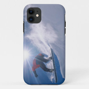 Coque Case-Mate iPhone Homme sautant d'une grande corniche en snowboard