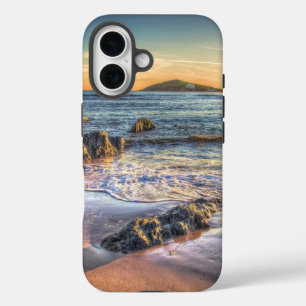 Coque Pour iPhone 16 Île de Burgh de Bantham au crépuscule…