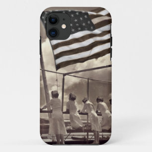 Coques Pour iPhone Infirmières regardant une île 1945