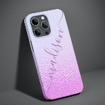 Coque Case-Mate iPhone Iridescente Girly rose Shimmer Nom personnalisé<br><div class="desc">Iridescente Girly Pink Shimmer Nom personnalisé iPhone 14 Smart Phone Case dispose d'un motif moderne rose et bleu iridescente shimmer avec votre nom personnalisé en violet écriture calligraphie script typographie. Conçu par ©Evco Studio www.zazzle.com/store/evcostudio</div>