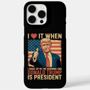 Coque iPhone 16 Pro Max J'adore quand je me réveille et que Trump est prés