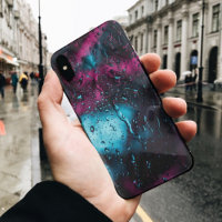 Le gros plan d'eau laisse tomber les coques iphone