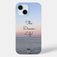 Lever du soleil coloré sur la plage, la vie de rêv