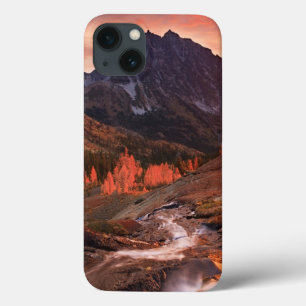 Etui iPhone 13 Lumière d'octobre sur le bassin de phare