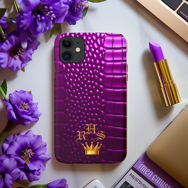 Coques Case-Mate iPhone Luxueux Monogramme Vivid Violet Faux Crocodile (Chic Monogrammed Faux Crocodile Vivid Purple Crown Emblem iPhone Case )