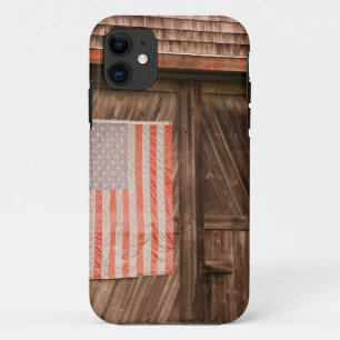 Coque Case-Mate iPhone Maine, Drapeau américain décoloré sur la porte d'u