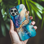 Coque iPhone 16 Pro Max Marbre bleu or moderne Nom personnalisé<br><div class="desc">Marbre d'or bleu moderne Nom personnalisé iPhone 16 Pro Max Coques dispose de votre nom personnalisé dans une élégante typographie de script de calligraphie sur un arrière - plan moderne en marbre bleu et or. Un cadeau parfait pour elle pour l'anniversaire, maman pour la fête des mères, soeur ou bestie...</div>