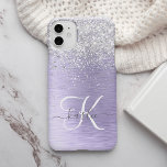 Case-Mate iPhone Case Métal brossé violet Parties scintillant d'argent N<br><div class="desc">Personnalisez facilement ce design branché de boîtier de téléphone chic avec une jolie parties scintillant brillante en argent sur un arrière - plan métallique brossé violet.</div>