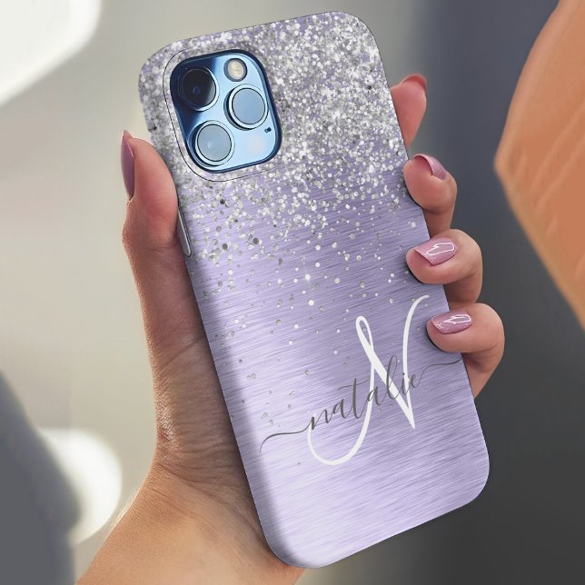 Coques Case-Mate iPhone Métal brossé violet Parties scintillant d'argent N (This case is a must-have for purple lovers. It has a metallic and glittery design with your name.)
