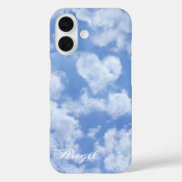Mignonne Nuage En Forme De Coeur Dans Le Ciel Bleu