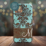 Coques iPhone 16 Pro Modèle Damas vintage avec Monogramme<br><div class="desc">Un design floral et grinçant avec une surface pour votre première. Soyez un créateur de tendances avec cette couverture élégante et sophistiquée.</div>