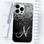 Coque Case-Mate iPhone Monogramme à étincelle noire à Parties scintillant<br><div class="desc">Personnalisez facilement ce design élégant et branché de boîtier de téléphone avec une jolie parties scintillant brillante en argent sur un arrière - plan métallique brossé noir.</div>