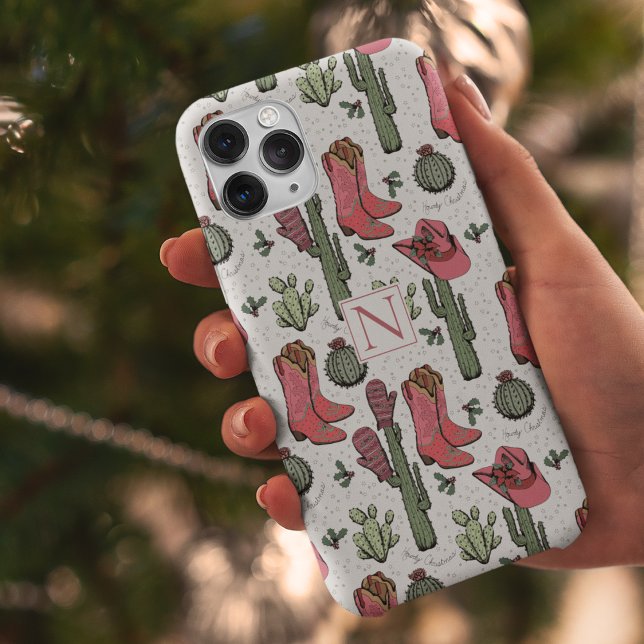 Coques Case-Mate iPhone Monogramme de Noël de la petite fille (Custom Ivory Country Christmas Cowgirl Boots, Hats, Mittens & Cactus. Hand-Drawn in Black Ink.)