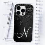 Coque Case-Mate iPhone Monogramme d'étincelle à Parties scintillant noire<br><div class="desc">Personnalisez facilement ce design élégant et branché de boîtier de téléphone avec une jolie parties scintillant brillante noire sur un arrière - plan métallique brossé noir.</div>