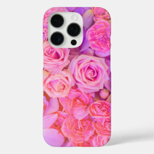 Coque iPhone 16 Pro monogramme floral souple rose girly moderne