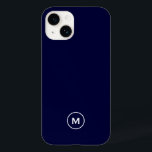 Coque Case-Mate iPhone Monogramme minimal bleu marine<br><div class="desc">Le design élégant des boîtiers de téléphone présente un design moderne simple en bleu marine et blanc. Personnalisez le boîtier téléphonique avec l'initiale personnalisée. Modifiez la police ou la position à l'aide du menu personnaliser.</div>