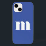 Coque Case-Mate iPhone Monogramme moderne initial<br><div class="desc">La typographie coque moderne minimaliste monogramme design initial qui peut être modifié pour personnaliser. Blanc sur un arrière - plan bleu.</div>