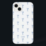 Coque Case-Mate iPhone Monogramme Petit Bow bleu<br><div class="desc">L'impression parfaite pour votre vibe de plage de la Nouvelle-Angleterre ! Preppy motif a présenté des arcs bleus dessinés à la main.</div>