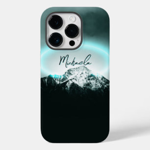 Coque Case-Mate iPhone Montagne enneigée monogramme néon bleu mystérieux