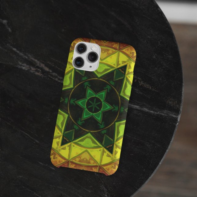 Coques Case-Mate iPhone Mosaïque Kaleidoscope Fleur vert et jaune (Créateur téléchargé)