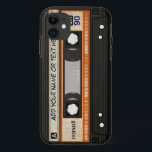 Case-Mate iPhone Case Motif d'enregistreur à cassettes de musique de la<br><div class="desc">Motif vintage d'enregistreur à cassettes de musique de la vieille école 80s DJ - joli cool et conception unique de cas de l'iPhone 6 pour vous.</div>